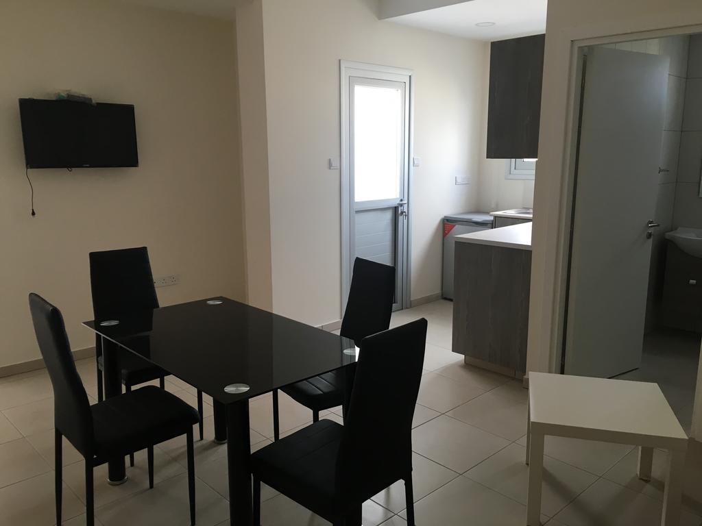 Cross Road Apartment Ayia Napa Ngoại thất bức ảnh