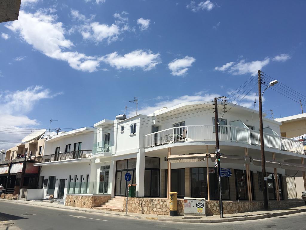 Cross Road Apartment Ayia Napa Ngoại thất bức ảnh