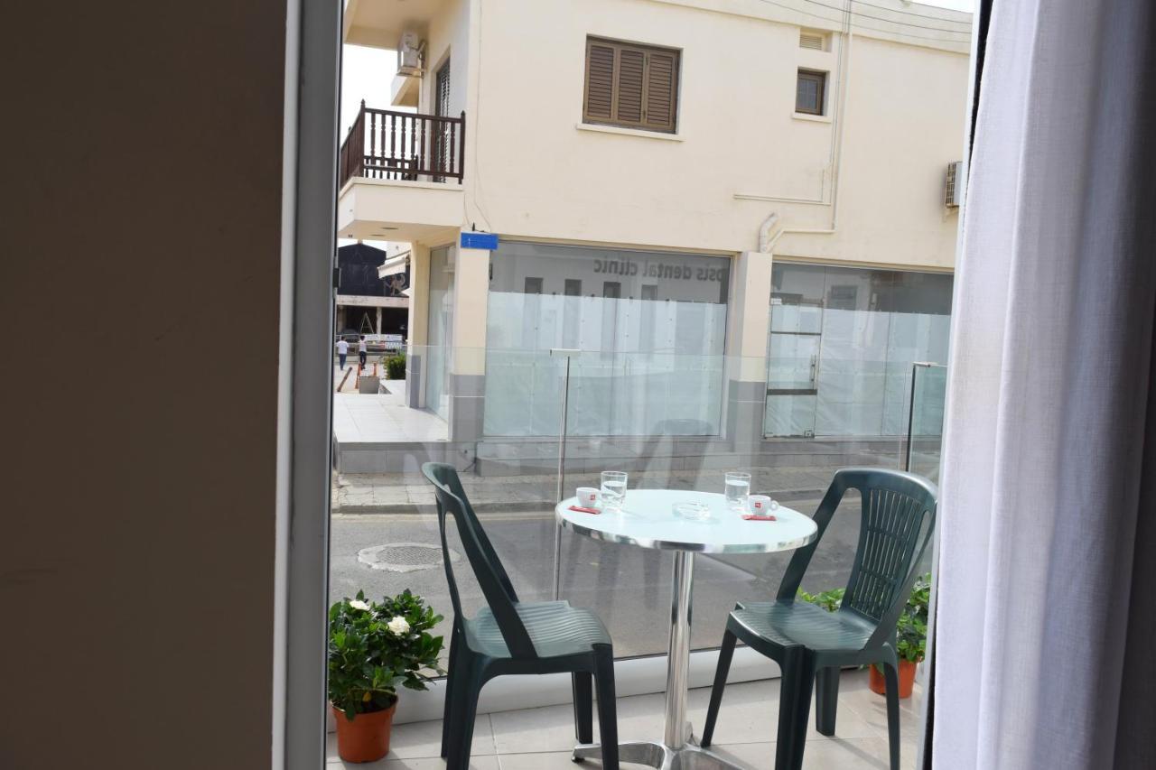 Cross Road Apartment Ayia Napa Ngoại thất bức ảnh