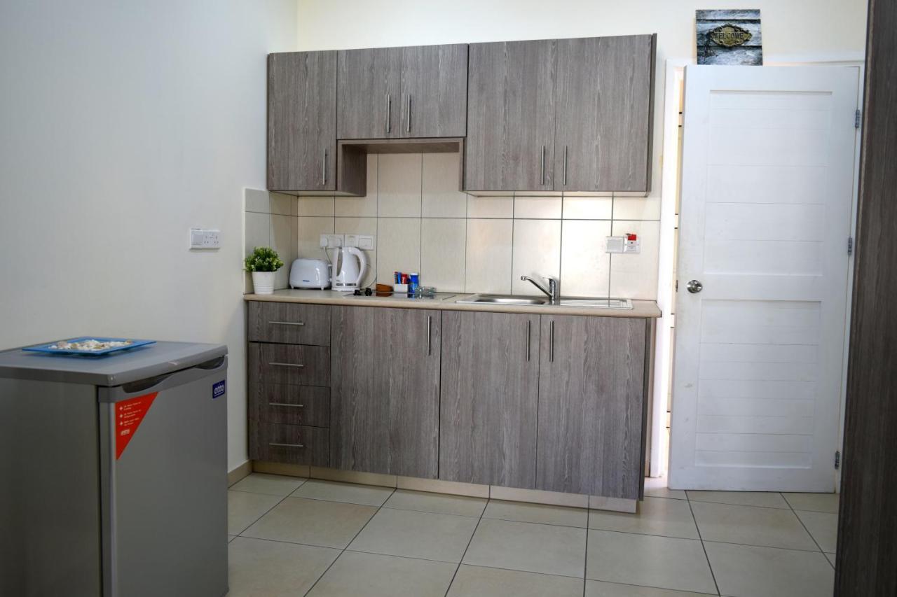 Cross Road Apartment Ayia Napa Ngoại thất bức ảnh