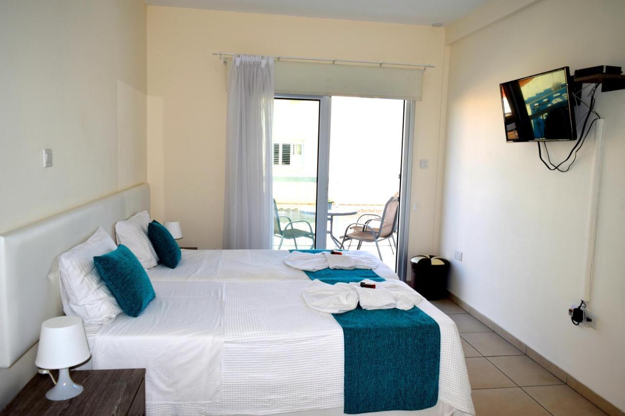 Cross Road Apartment Ayia Napa Ngoại thất bức ảnh