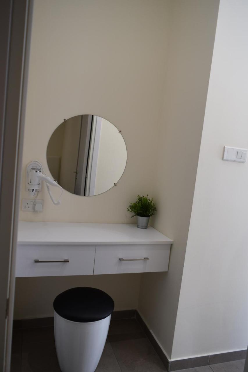 Cross Road Apartment Ayia Napa Ngoại thất bức ảnh