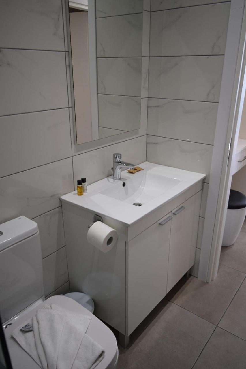 Cross Road Apartment Ayia Napa Ngoại thất bức ảnh